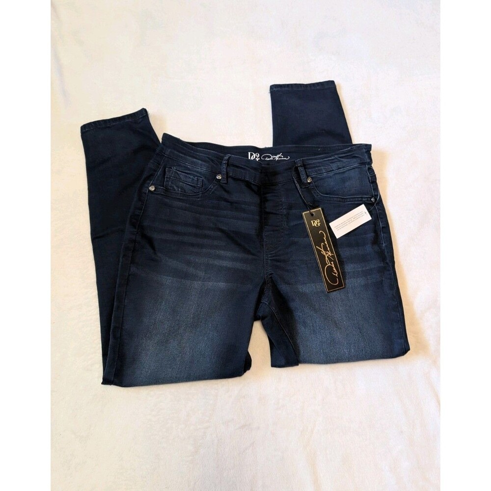 DG2 by Diane Gilman Virtual Stretch Denim Straight-Leg Jean Indigo